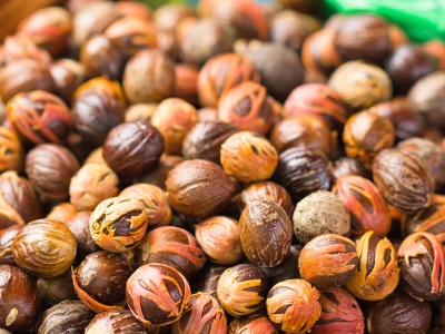 Noix de Muscade Entière: Bahadourian, Noix de Muscade Entière